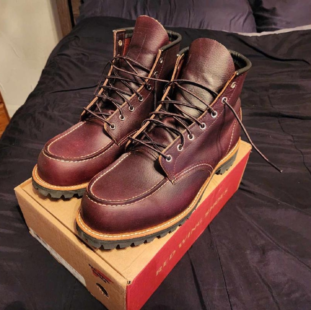 Red Wing Boots 8146 size 11.5 EE